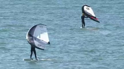 faut-il-interdire-le-kitesurf-a-saint-pierre-quiberon-en-bretagne-?-la-question-divise